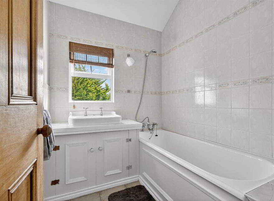 117 Hillsborough Road, Lisburn, BT28 1JX