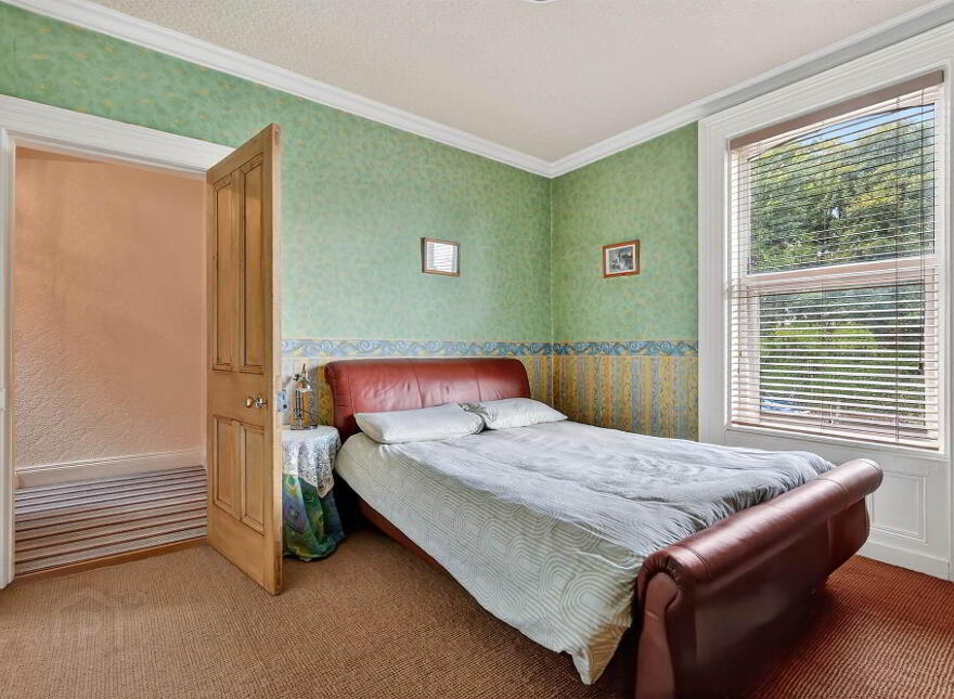 117 Hillsborough Road, Lisburn, BT28 1JX