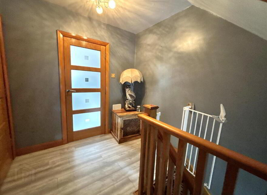 1 Lyndhurst View Close, Belfast, BT13 3XD