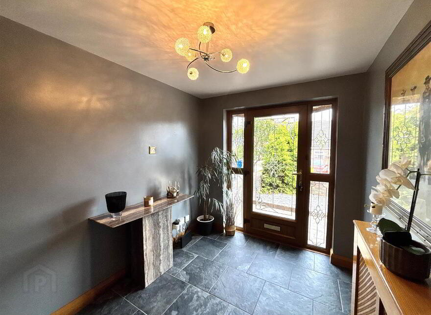 1 Lyndhurst View Close, Belfast, BT13 3XD