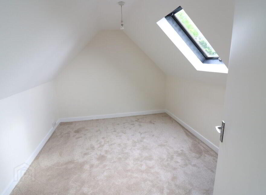 Avalon, Myrtleville, P43FV00