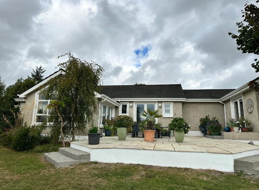 Maple Lodge, Kilcullen, Thomastown, R95