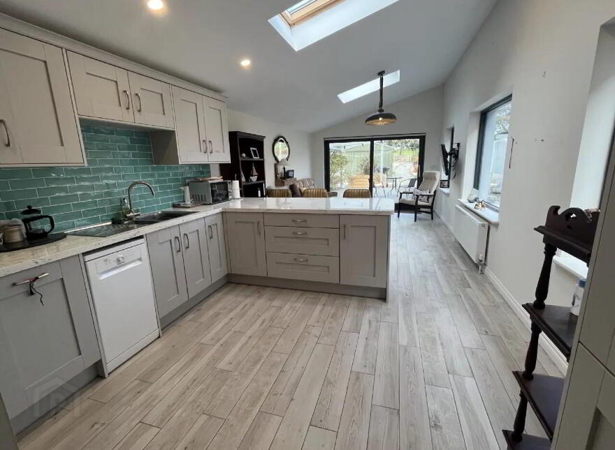 Pier Road, Enniscrone, F26E8Y7
