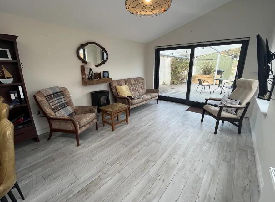 Pier Road, Enniscrone, F26E8Y7