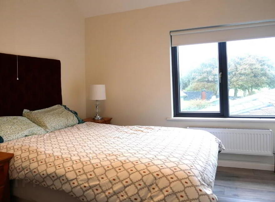 Pier Road, Enniscrone, F26E8Y7