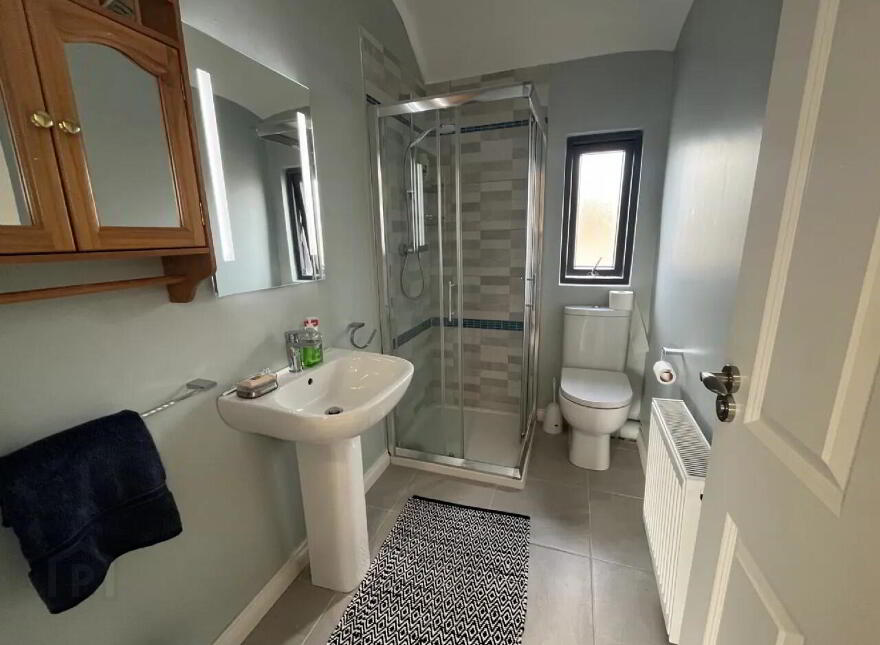Pier Road, Enniscrone, F26E8Y7