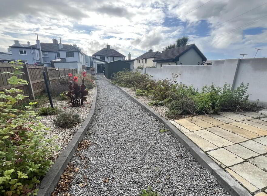 Pier Road, Enniscrone, F26E8Y7