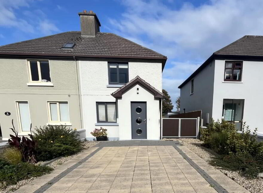 Pier Road, Enniscrone, F26E8Y7