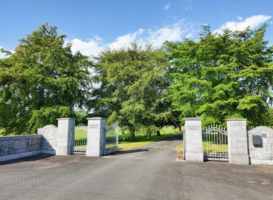 Woodville House On, C. 38 Acres, Woodville, Templemore, E41CA40