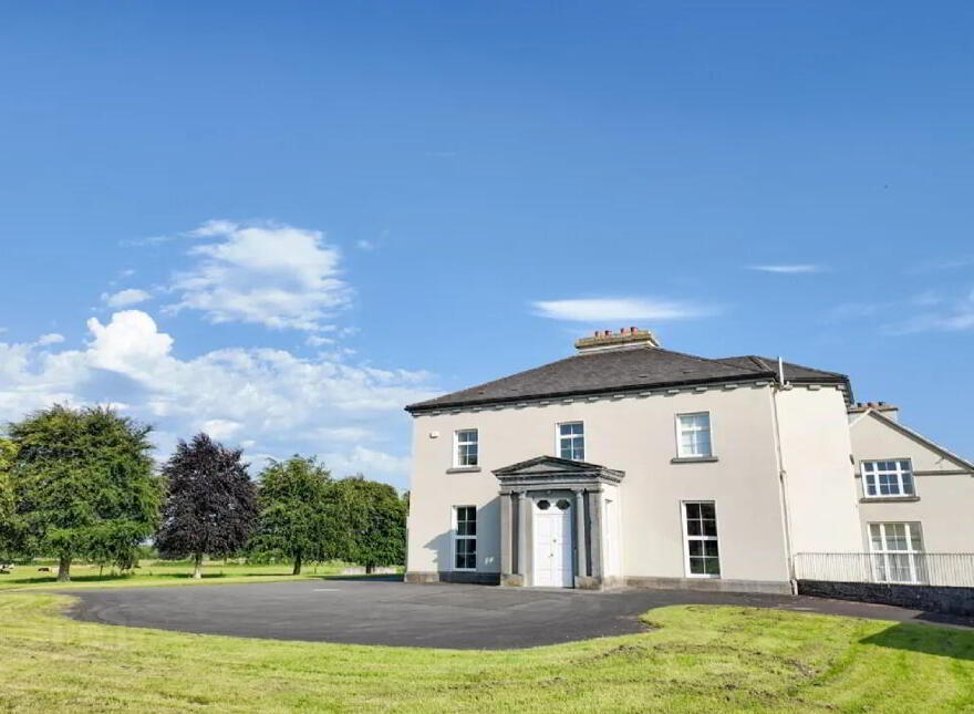 Woodville House On, C. 38 Acres, Woodville, Templemore, E41CA40