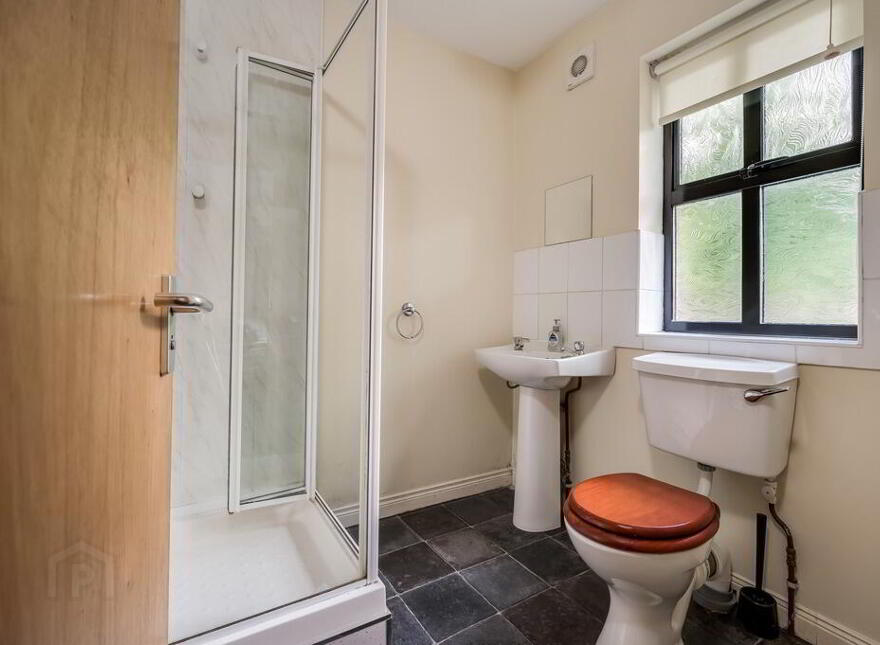 Apt 2, Tate Courtyard, 23atates Avenue, Belfast, BT9 7BY