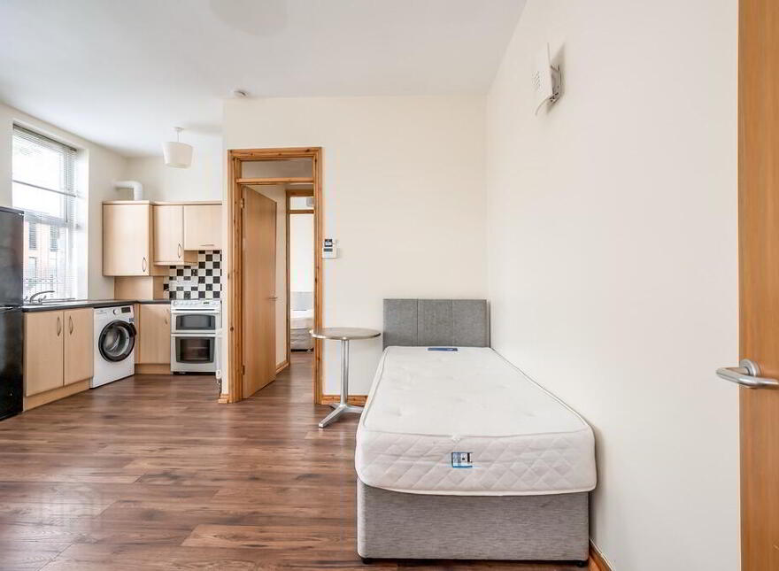 6 Langtry Court, Belfast, BT5 4DN