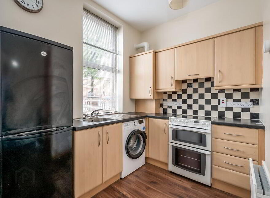 6 Langtry Court, Belfast, BT5 4DN
