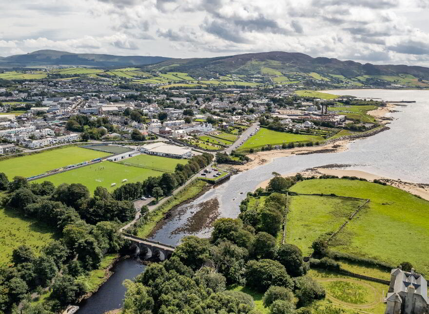 Castle Avenue, Buncrana