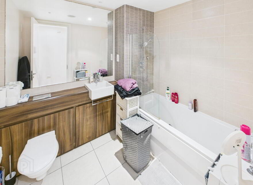 Apartment 8.05 The Arc 2g Queens Road, Belfast, BT3 9FG