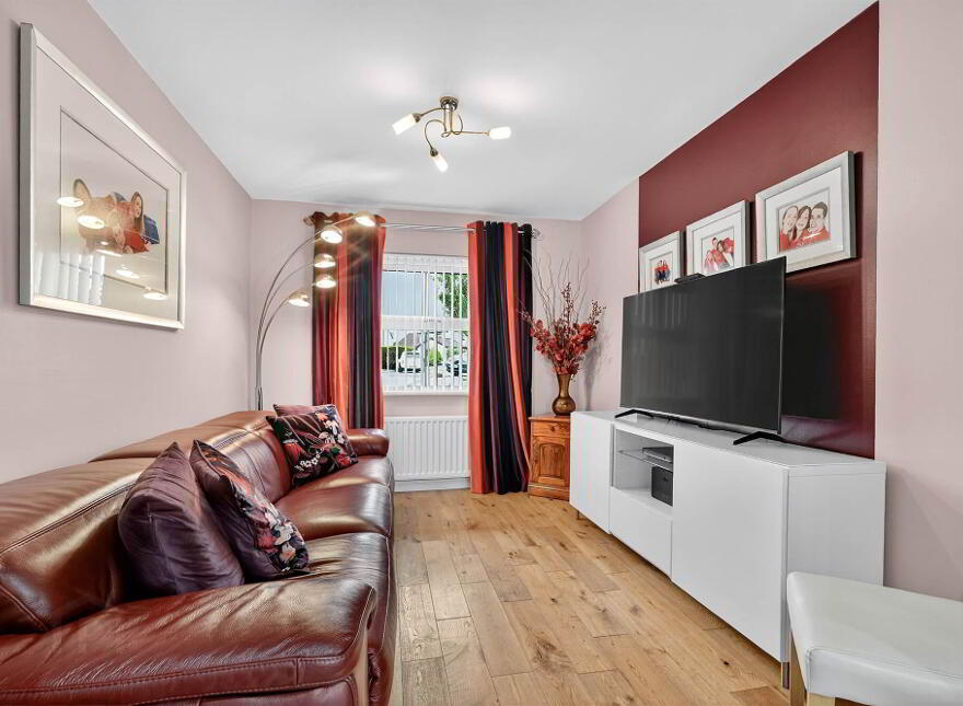 20 Glebe Manor, Hillsborough, BT26 6NS