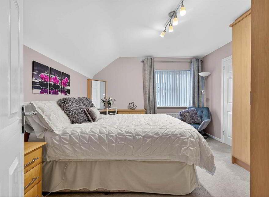20 Glebe Manor, Hillsborough, BT26 6NS
