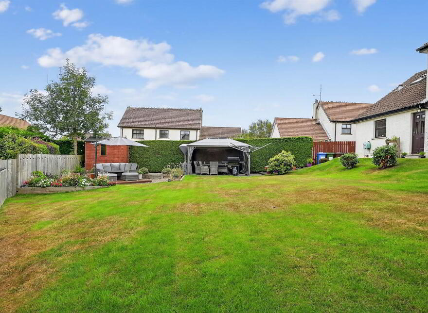 20 Glebe Manor, Hillsborough, BT26 6NS