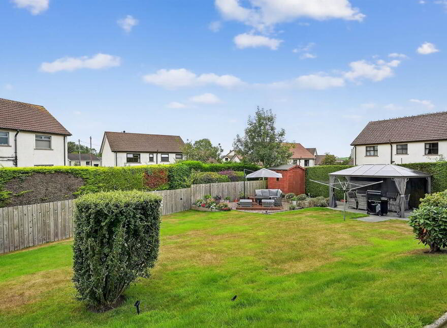 20 Glebe Manor, Hillsborough, BT26 6NS