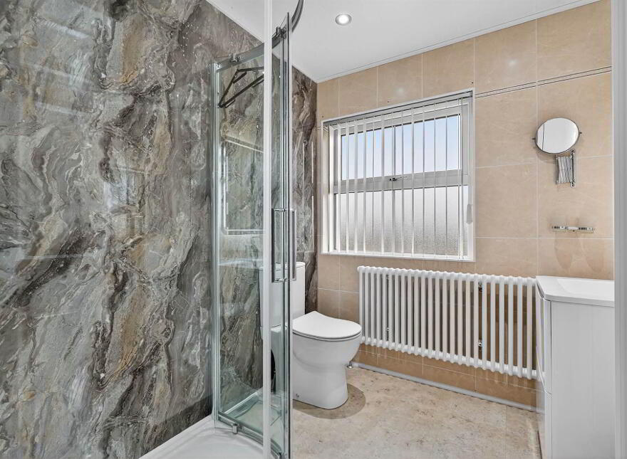 20 Glebe Manor, Hillsborough, BT26 6NS