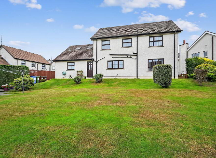 20 Glebe Manor, Hillsborough, BT26 6NS