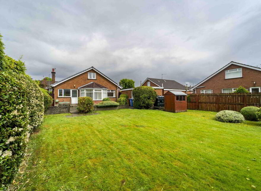 16 Thornleigh Close, Lisburn, BT28 2DB
