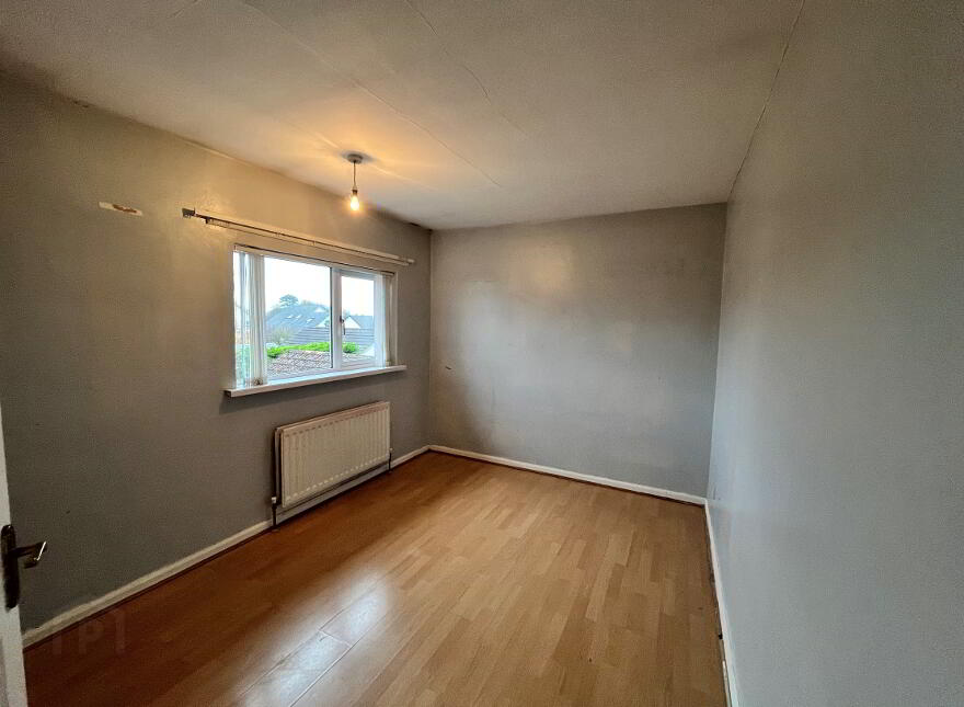 33 Coronation Road, Carrickfergus, BT38 7EX