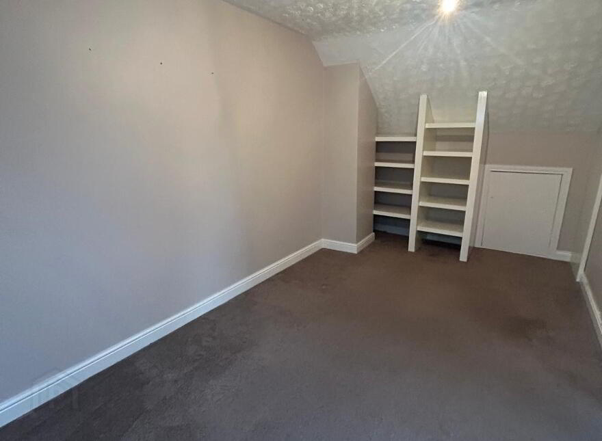 18 Allenbrook, Milbrook, Larne, BT40 2QF
