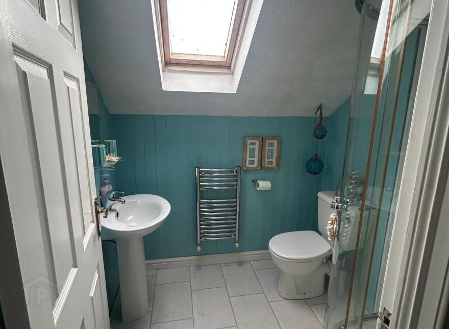 18 Allenbrook, Milbrook, Larne, BT40 2QF