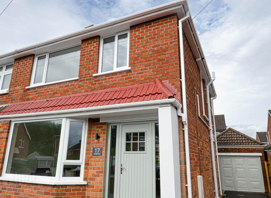 17 Sandhill Park, Ballyhackmore, Belfast, BT5 6DR