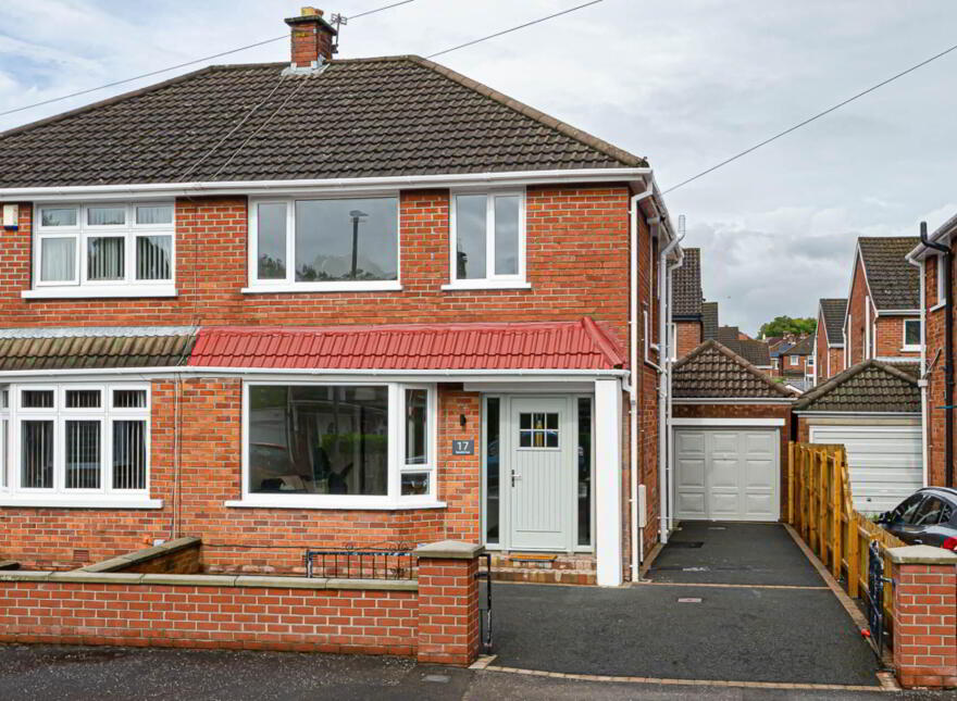 17 Sandhill Park, Ballyhackmore, Belfast, BT5 6DR
