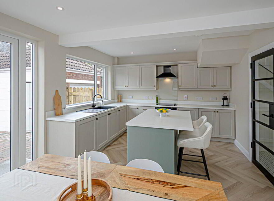 17 Sandhill Park, Ballyhackmore, Belfast, BT5 6DR