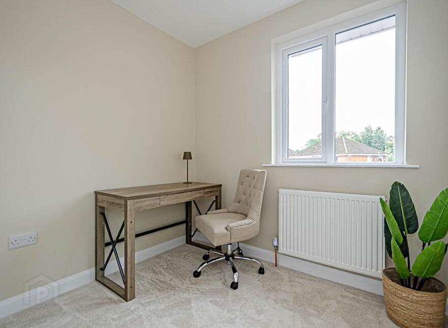17 Sandhill Park, Ballyhackmore, Belfast, BT5 6DR