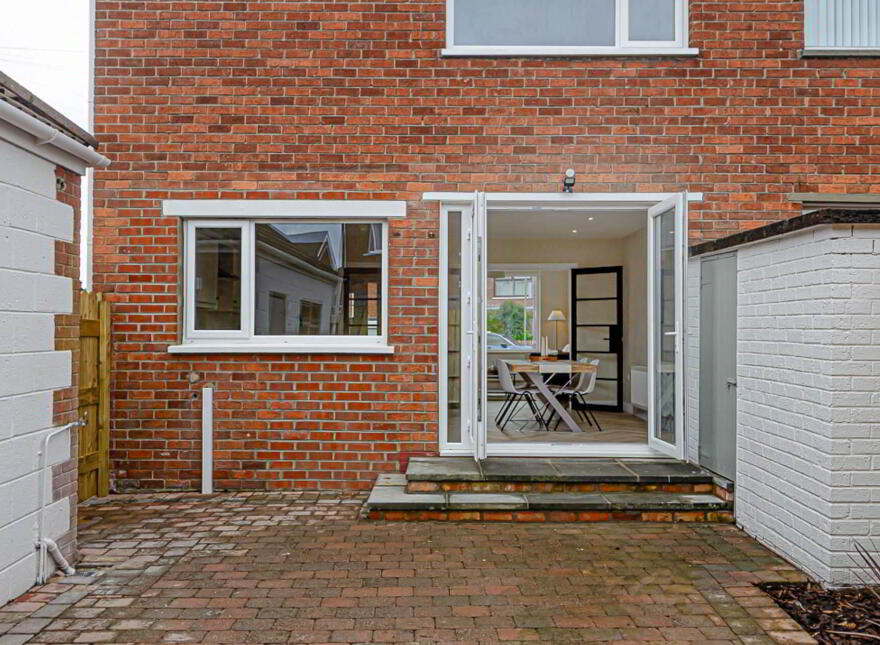 17 Sandhill Park, Ballyhackmore, Belfast, BT5 6DR