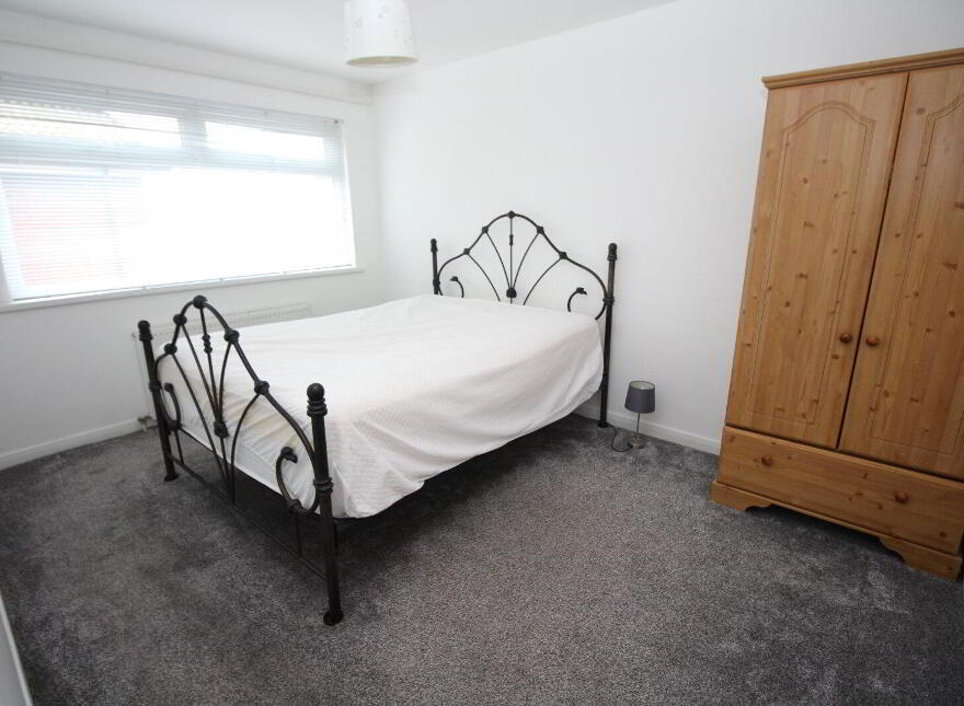 7 Knockagh Heights, Carrickfergus, BT38 8QZ