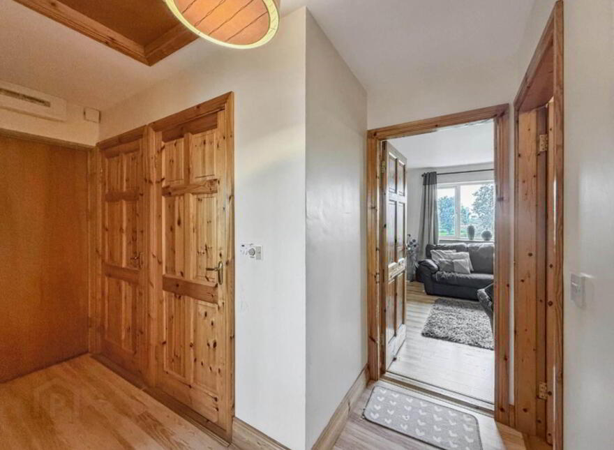 Apt 7, Hazelgrove, Towerhill, Borrisokane, E45E188