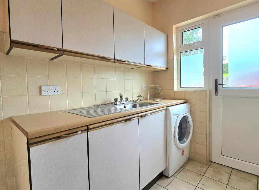 164 Ahoghill Road, Randalstown, BT41 3HG