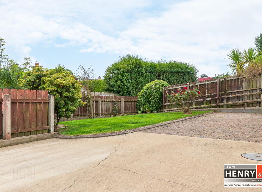 1 Hawthorn Grove, Bush, Dungannon, BT71 6XH