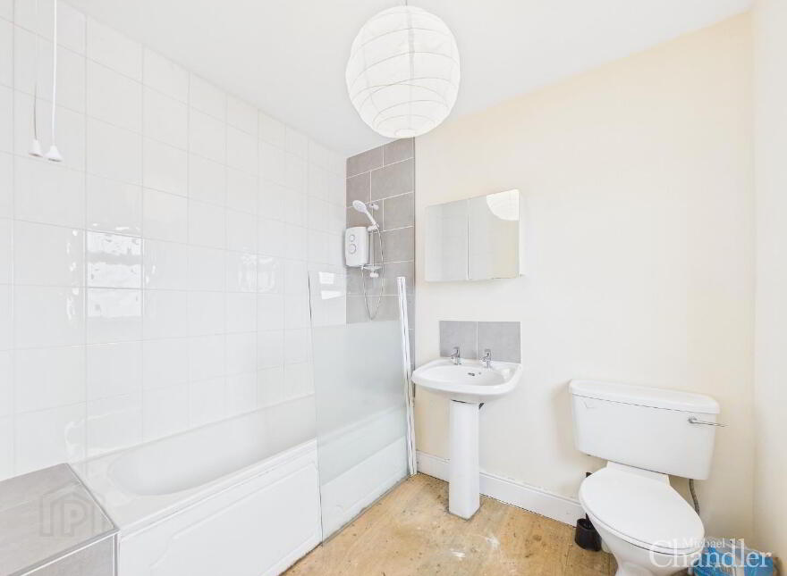 21 Church Road, Castlereagh, Belfast, BT6 9RZ