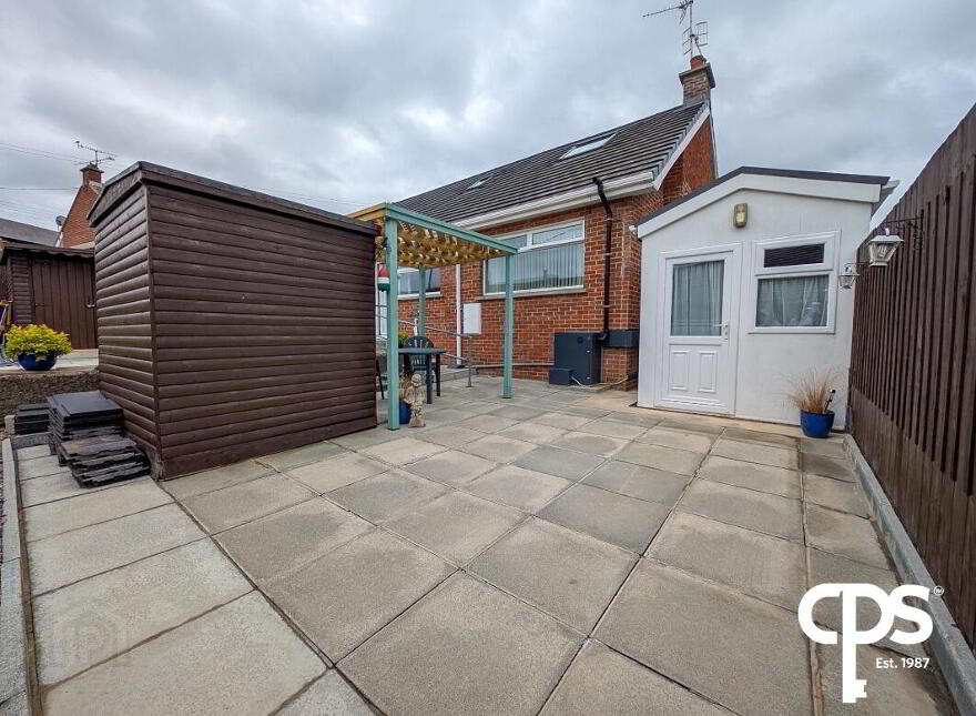 2 Hillside Crescent, Portadown, BT63 5JB
