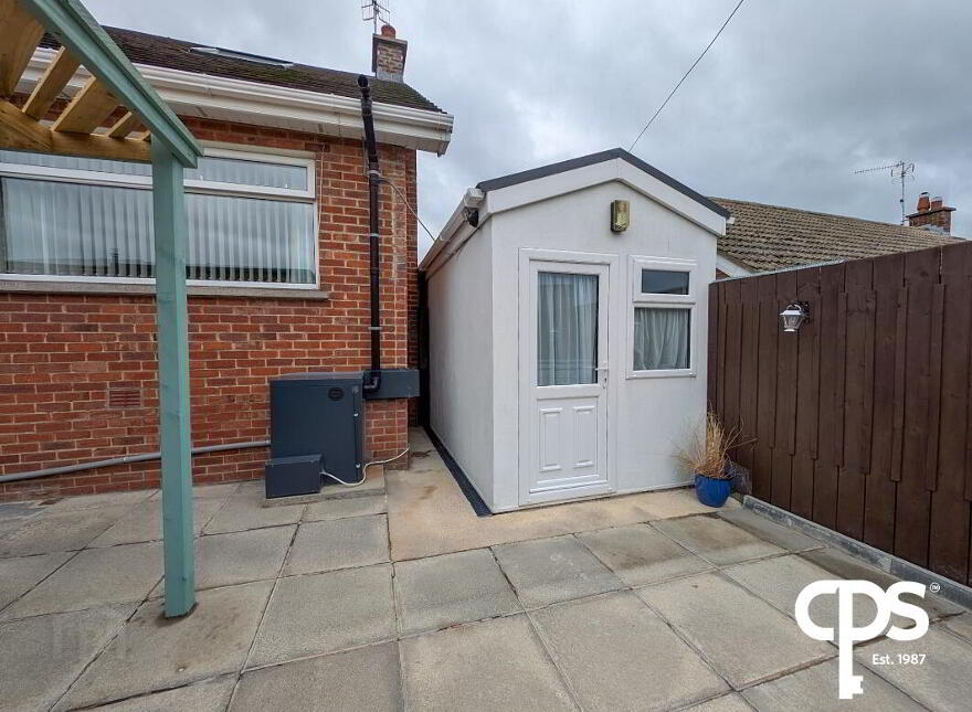 2 Hillside Crescent, Portadown, BT63 5JB
