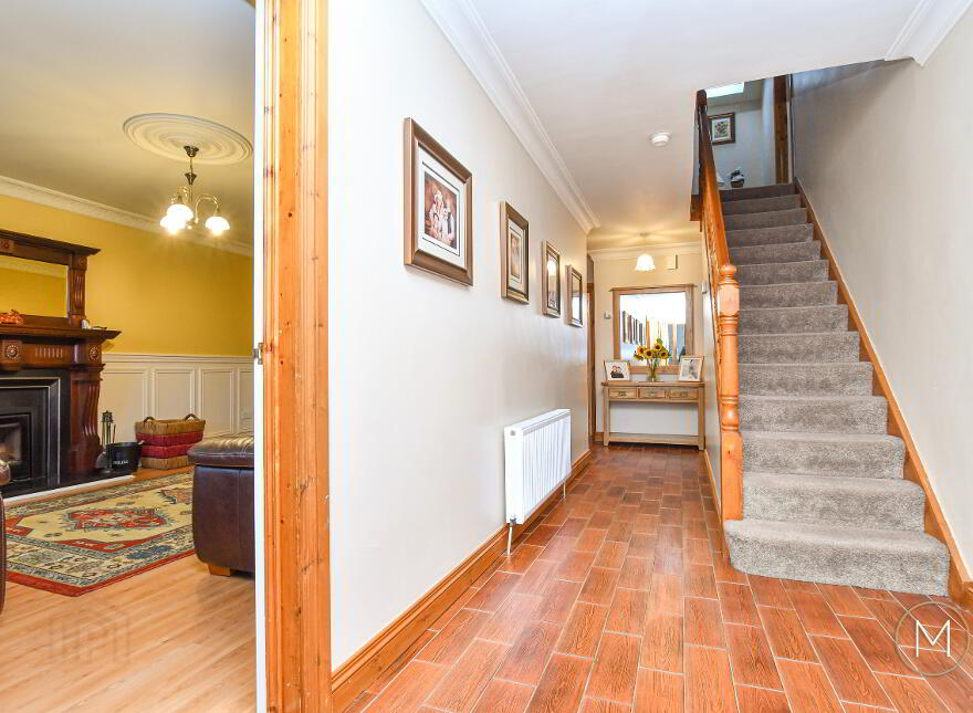16 Laurelvale, Crumlin, BT29 4WW