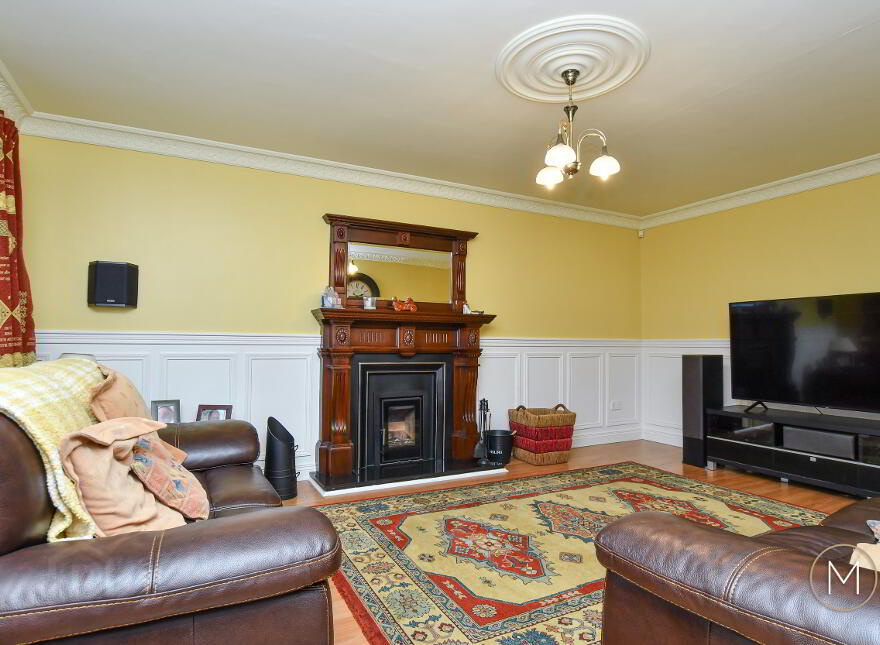 16 Laurelvale, Crumlin, BT29 4WW