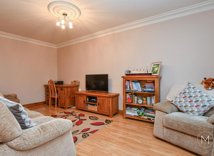 16 Laurelvale, Crumlin, BT29 4WW