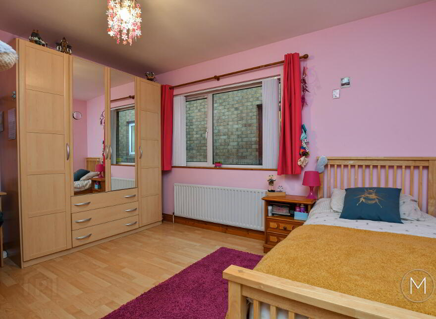 16 Laurelvale, Crumlin, BT29 4WW