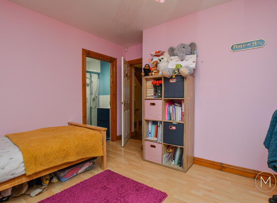 16 Laurelvale, Crumlin, BT29 4WW