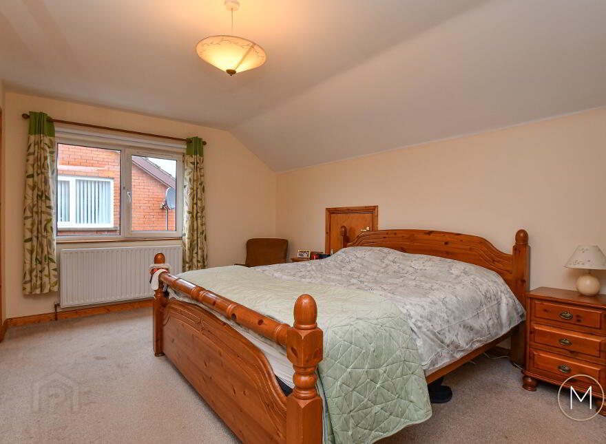 16 Laurelvale, Crumlin, BT29 4WW