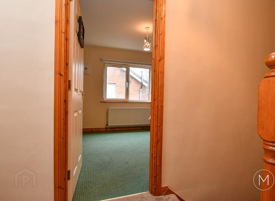 16 Laurelvale, Crumlin, BT29 4WW