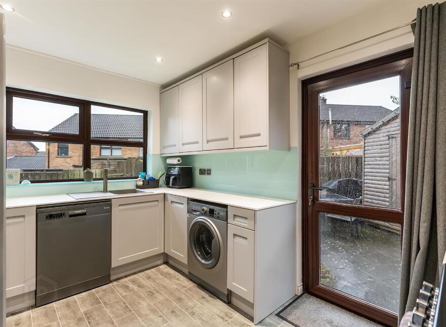 16 Glen Annesley Park, Bangor, BT19 7GX