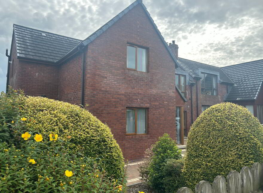 10 Castle View Close, Dundrum, BT33 0SH photo